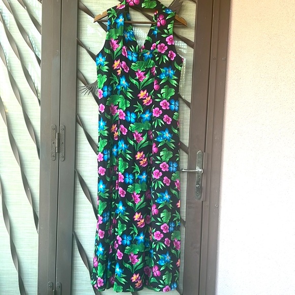 🌺 VIRGO Halter Style Button-Up Tropical Floral Sleeveless Summer Maxi Dress 🌺 - Picture 8 of 16